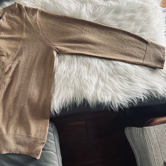 Dana Buchman metallic gold sweater - Picture 7 of 7